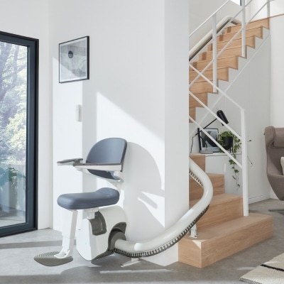 Flow x curved chairlift