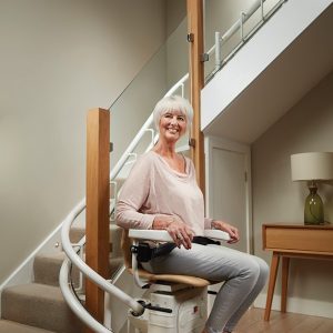 bespoke-stairlifts-infinity-curved-02-web