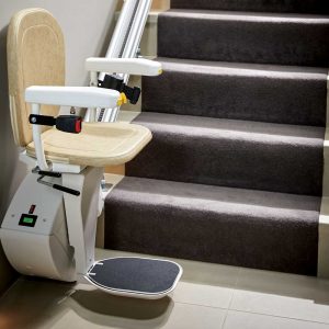 bespoke-stairlifts-synergy-straight-03-web
